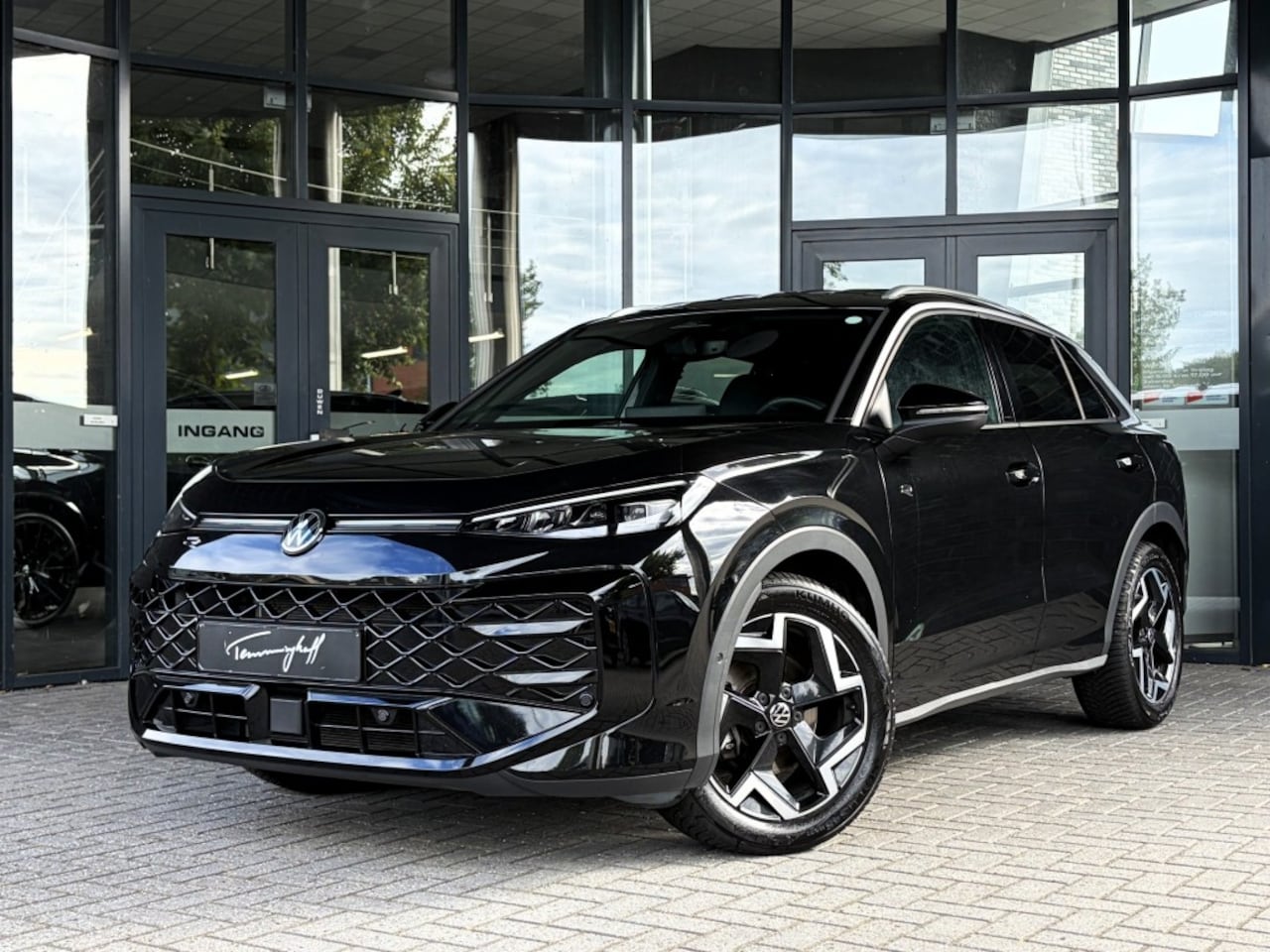 Volkswagen T-Roc - 1.5 eTSI 110 KW - R-LINE - MATRIX IQ LIGHT - 18 INCH - AutoWereld.nl
