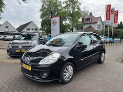 Renault Clio - 1.2-16V SPECIAL LINE 3-DEURS / AIRCO / ELEK. RAMEN / RADIO-CD / METALLIC / *APK 27-08-2027