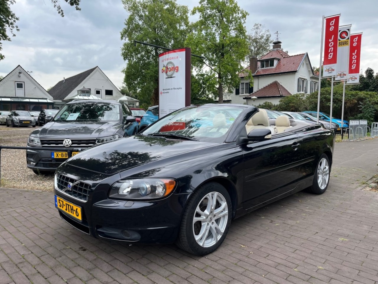 Volvo C70 - 2.4I CABRIOLET 170PK / LEDER / STOELVERW. / DYNAUDIO / CRUISE CTR. / AFN. TREKHAAK - AutoWereld.nl