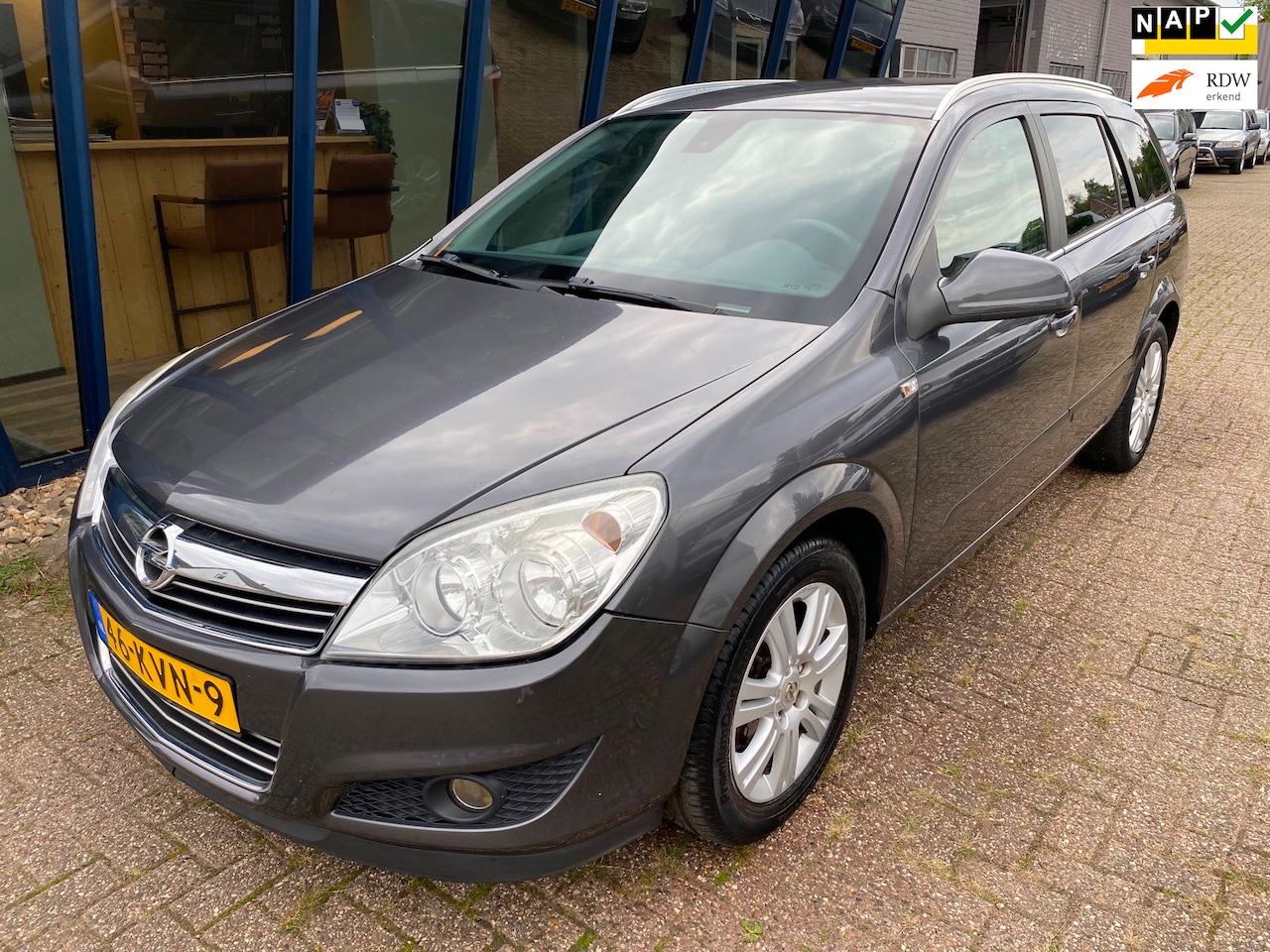 Opel Astra Wagon - 1.6 Cosmo LEER / NAVI / TREKHAAK - AutoWereld.nl