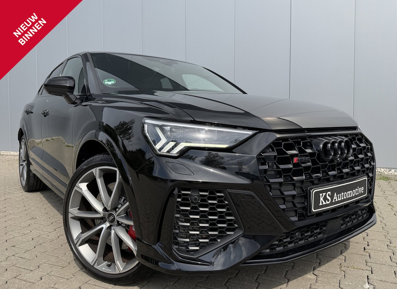 Audi Q3 Sportback - RSQ3 2.5 TFSI 400PK Panoramadak - AutoWereld.nl