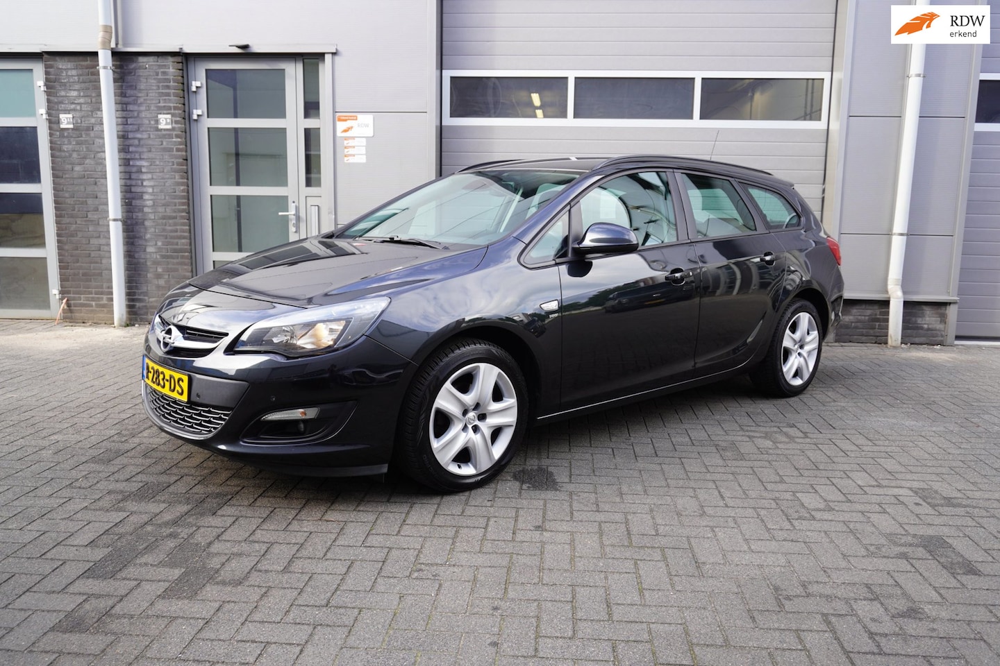 Opel Astra Sports Tourer - 1.4 Turbo Sport 1.4 Turbo Sport - AutoWereld.nl