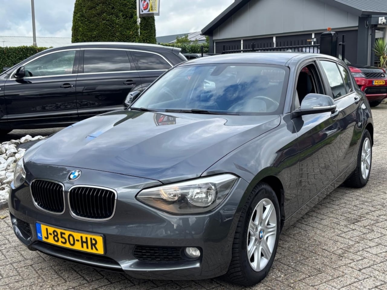 BMW 1-serie - 120D Executive 2013 Automaat 5-Deurs 172.000 KM - AutoWereld.nl