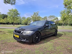 BMW 3-serie Touring - 335xi High Executive APK 06/2027
