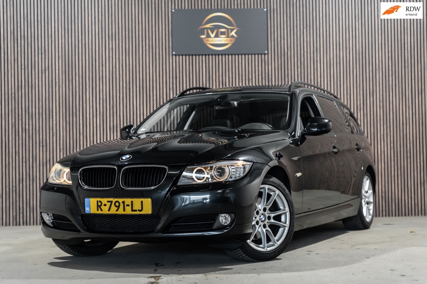 BMW 3-serie Touring - 320i Pano Navi PDC Cruise Stoelverwarming - AutoWereld.nl