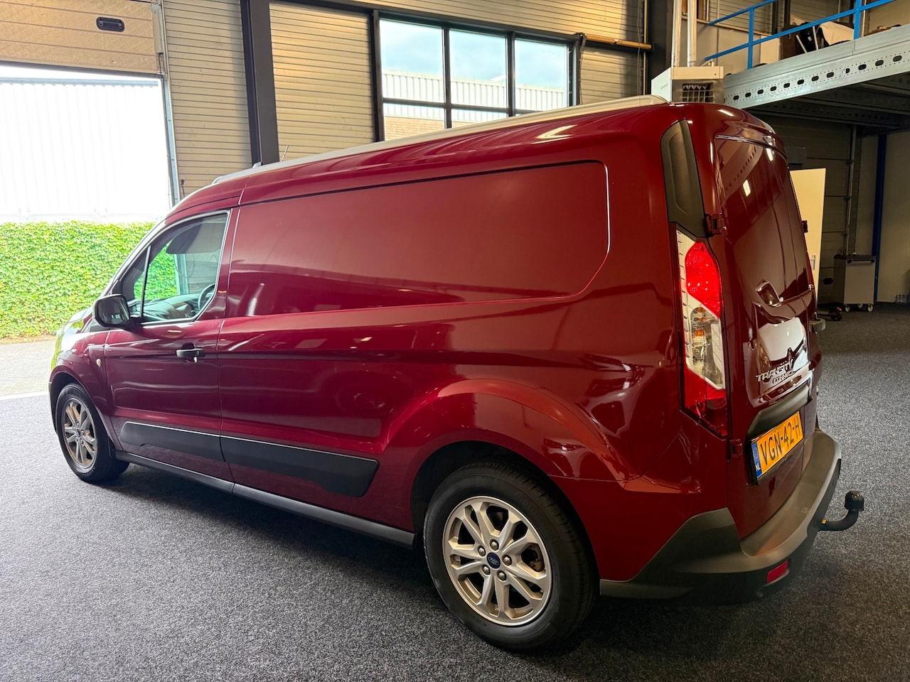 Ford Transit Connect - 1.0 benzine maxi L2 all-in prijs - AutoWereld.nl