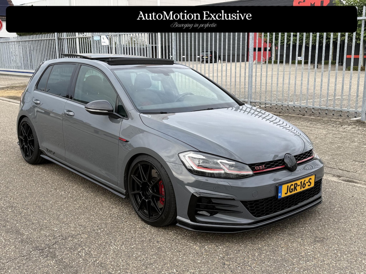 Volkswagen Golf - 2.0 TSI GTI TCR Akraprovic|Carbon|Pano|ACC|Keyless|Dynaudio - AutoWereld.nl