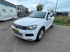Volkswagen Touareg - 3.0 TSI Hybrid High Edition