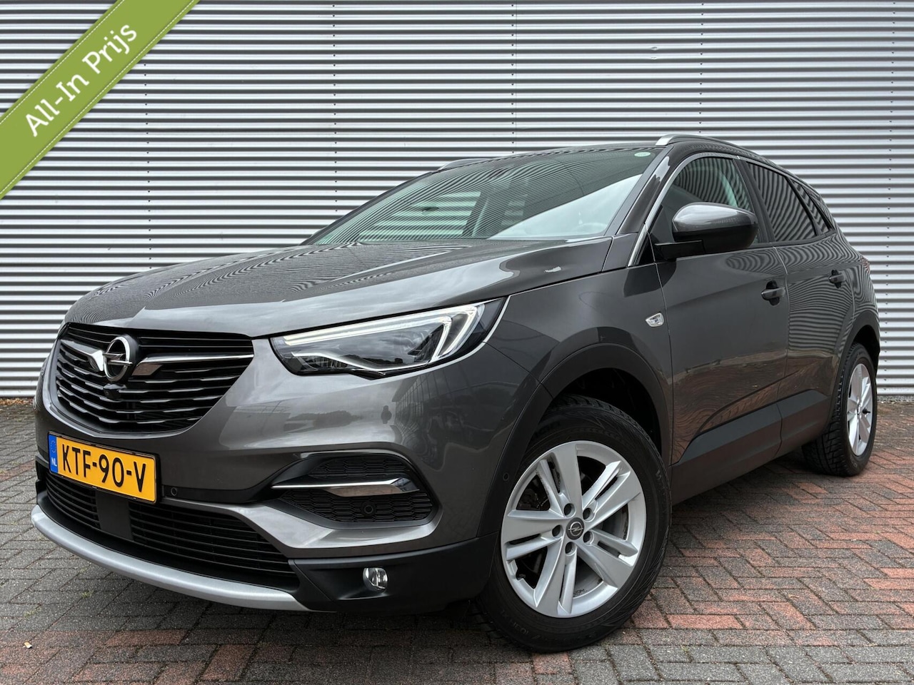 Opel Grandland X - 1.2 Turbo Innovation Led Carplay Cruise Pdc Eerste Eigenaar Vol Opties trekhaak 360 Camera - AutoWereld.nl