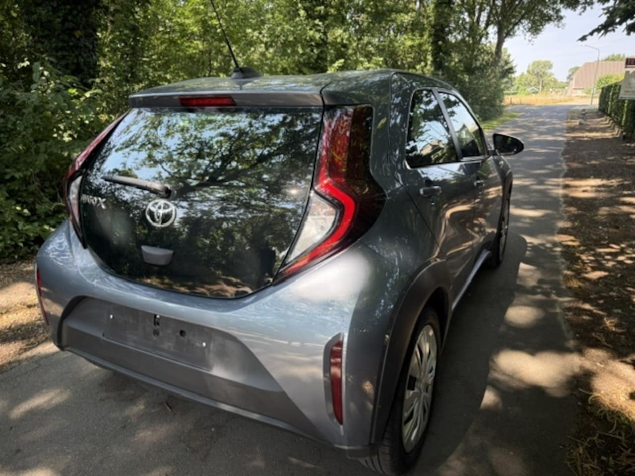 Toyota Aygo X - 1.0 VVT-i S-CVT play 1.0 VVT-i S-CVT Play - AutoWereld.nl