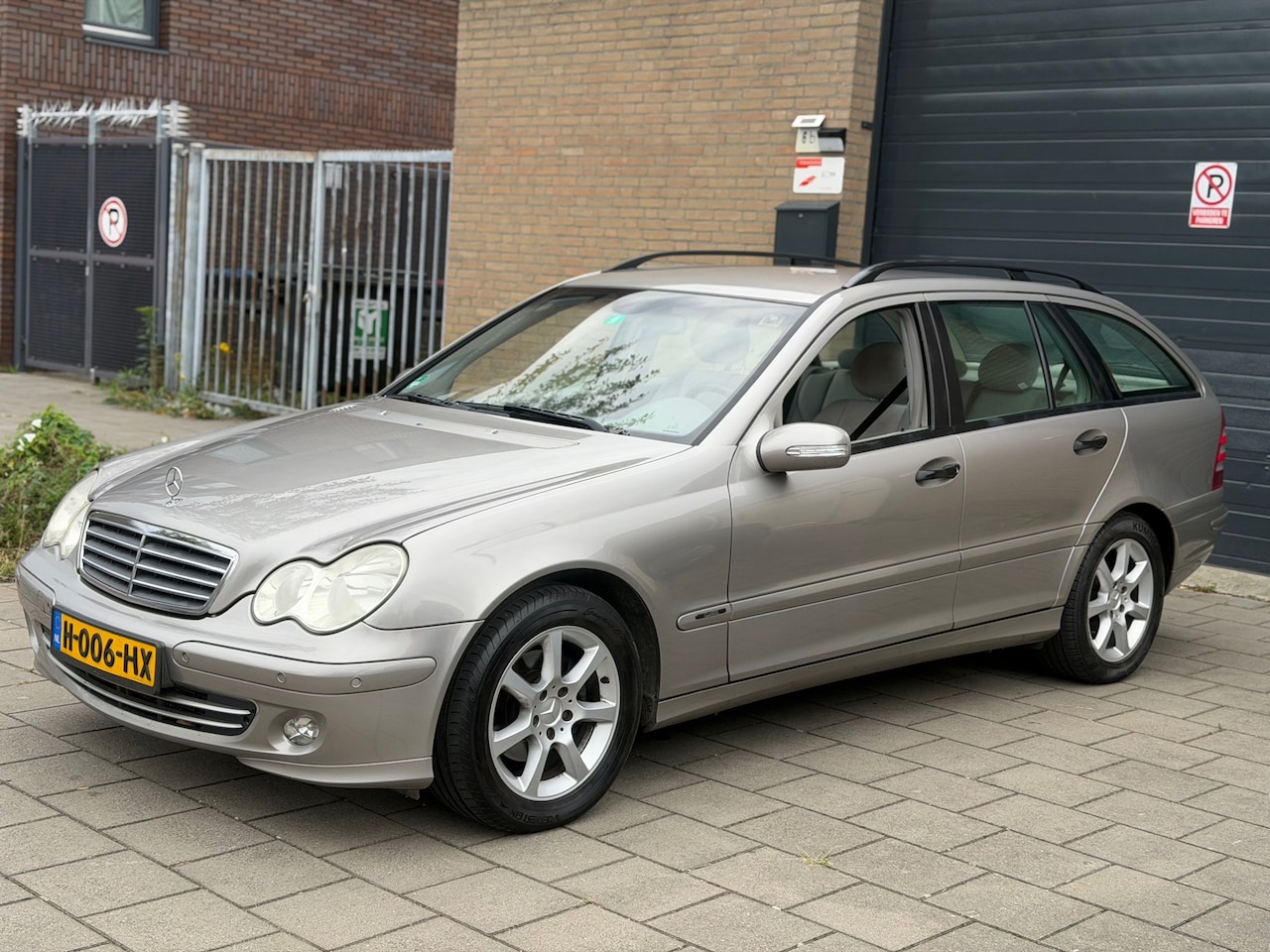 Mercedes-Benz C-klasse Combi - 200 K. Classic Automaat Clima Cruise control LM velgen - AutoWereld.nl