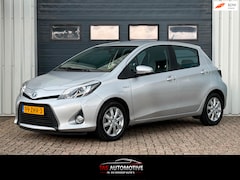 Toyota Yaris - 1.5 Full Hybrid Aspiration 2e EIG/NAVI/CRUISE