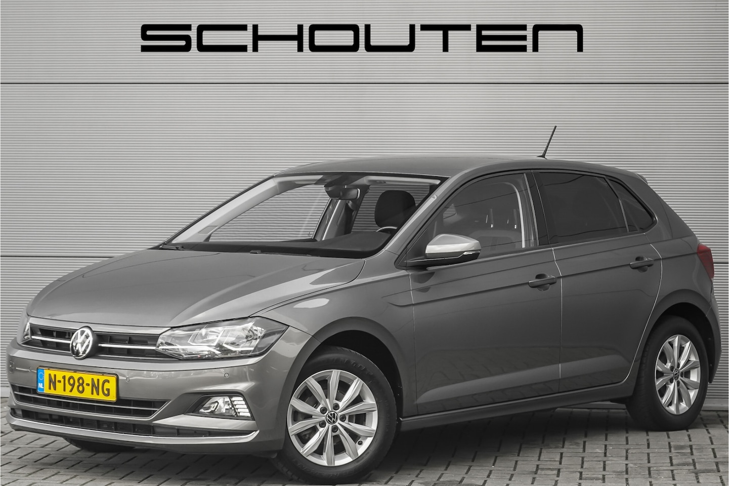 Volkswagen Polo - 1.0 TSI Highline 5DRS CarPlay PDC - AutoWereld.nl