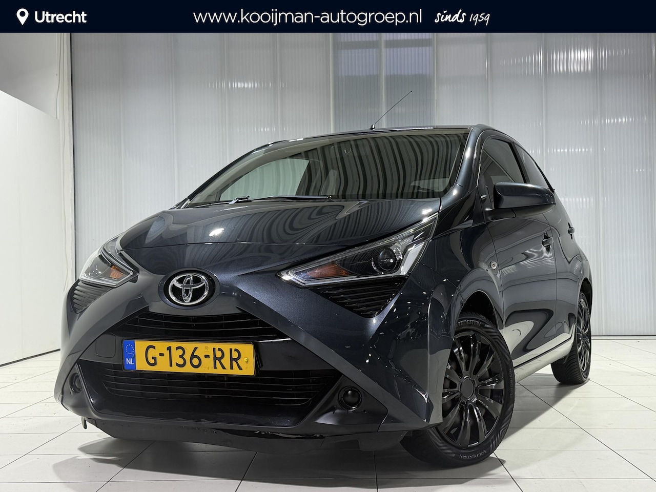 Toyota Aygo - 1.0 VVT-i x-play limited Navigatie af fabriek, Apple carplay/android auto, Airco, All seas - AutoWereld.nl