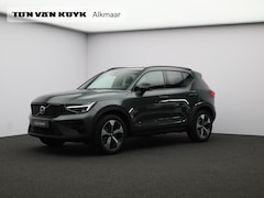 Volvo XC40 - 2.0 B4 Plus Dark / Pano. dak / Elektr. stoelverstelling / Stoel- + stuurwielverwarming / H
