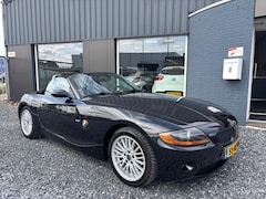BMW Z4 Roadster - 2.2i S 6 Cilinder | Leder | Automaat | Vol. ond hist. | Uniek