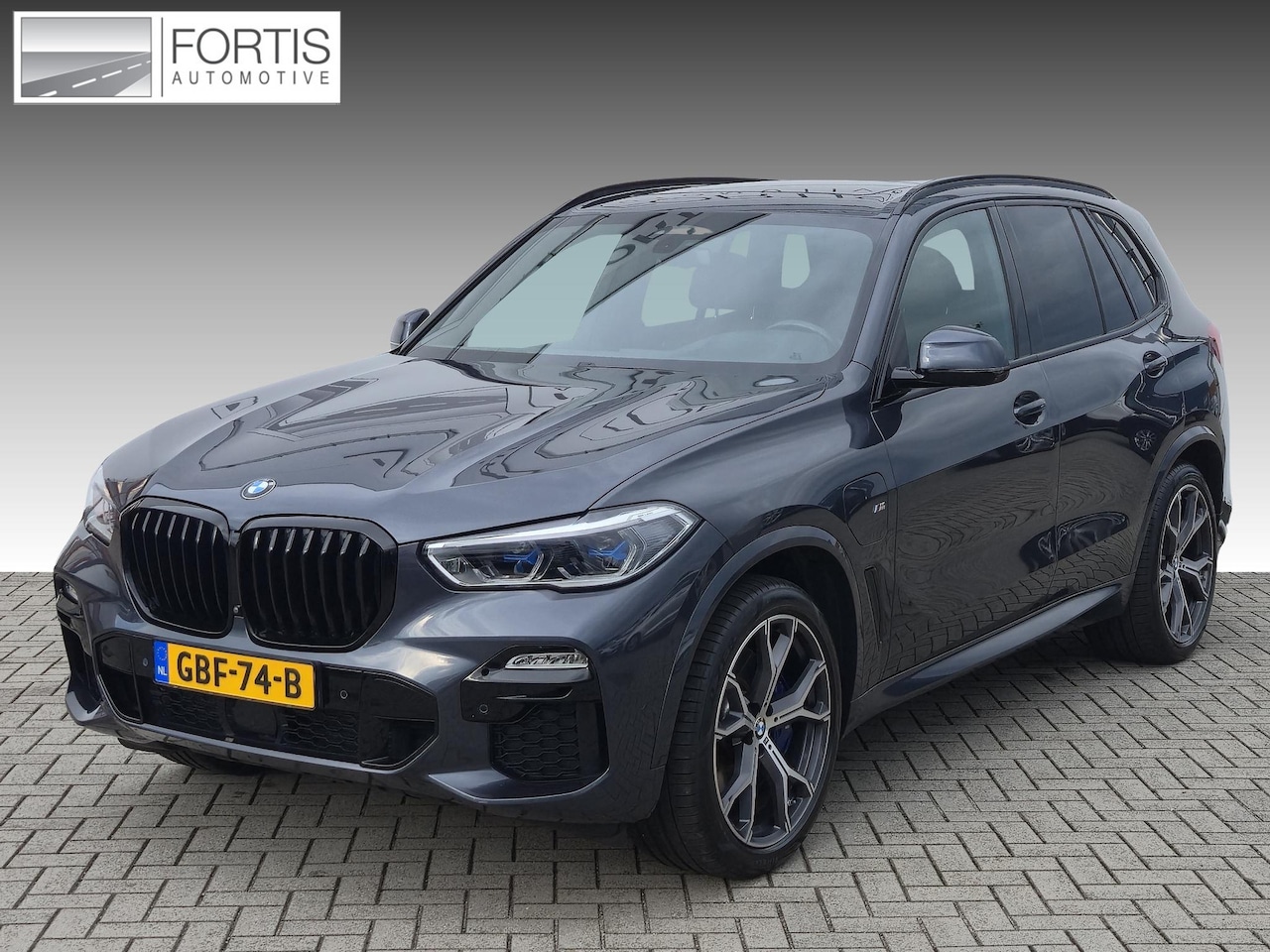 BMW X5 - xDrive45e High Executive | M-Pakket| Individual Stoelen| Dealer onderhouden| SOH 88%| - AutoWereld.nl