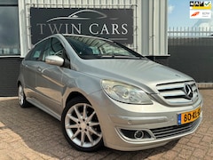 Mercedes-Benz B-klasse - 170 AUTOMAAT AIRCO LEDER