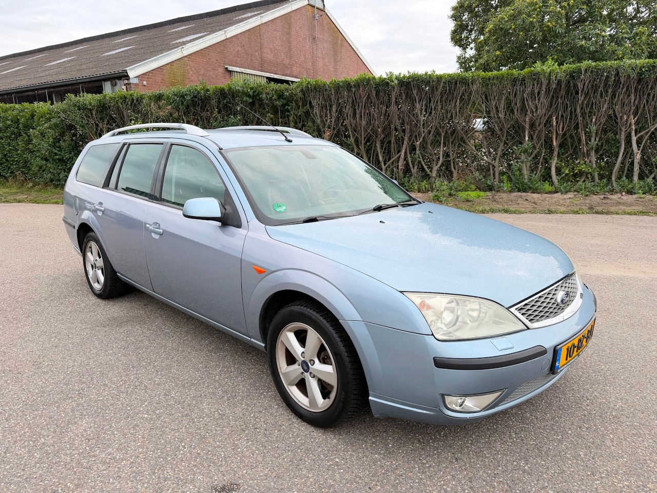 Ford Mondeo Wagon - 1.8-16V PLATINUM - AIRCO - APK 9/2027 - AutoWereld.nl
