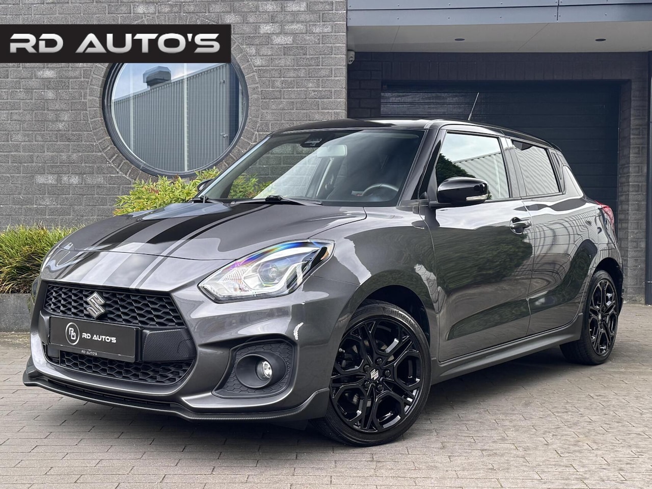 Suzuki Swift - 1.4 Sport Camera Carplay PDC Cruise Stoelverwarming - AutoWereld.nl
