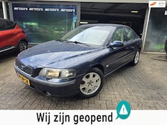 Volvo S60 - 2.4 Edition | NIEUWE APK | AIRCO | LEDER | LMV | STOELVERWARMING |
