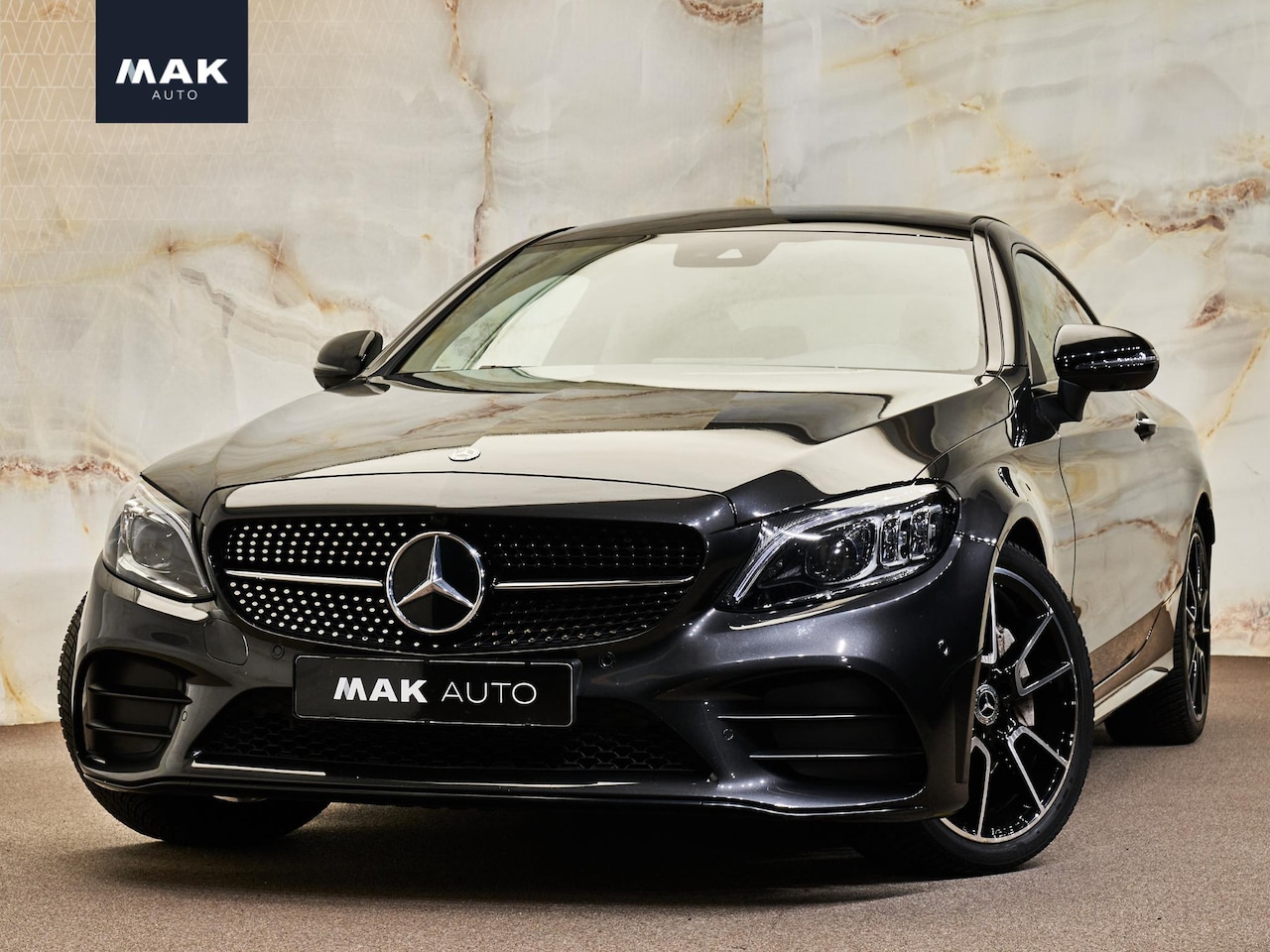 Mercedes-Benz C-klasse Coupé - 300 AMG Line 300 AMG Line , NL-auto, pano, Burmester, 360 camera, memory, keyless - AutoWereld.nl