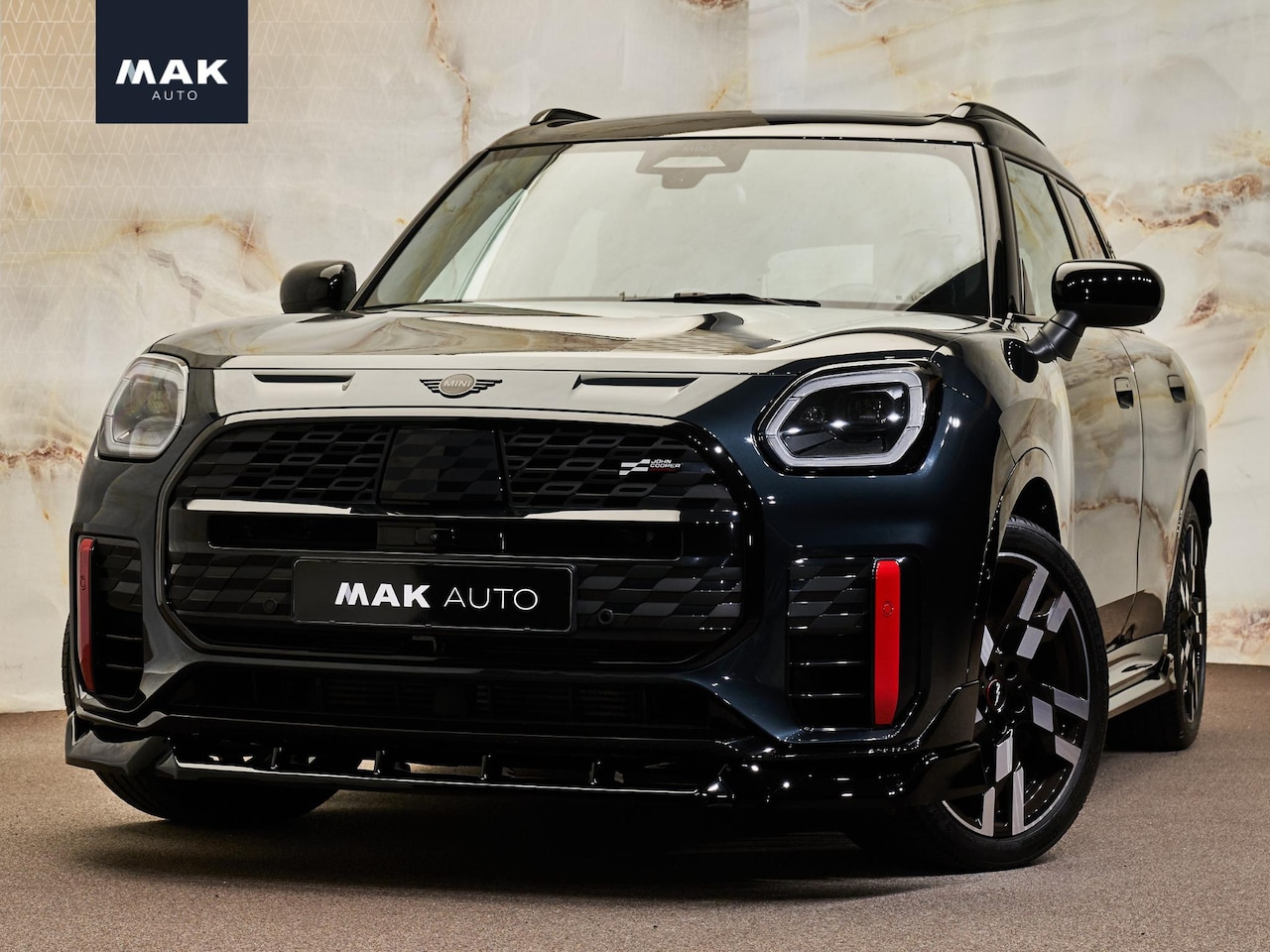 MINI Countryman - 2.0 JCW ALL4 John Cooper Works XL , pano, 20", H/K, memory, massage, HUD, ACC, privacy - AutoWereld.nl