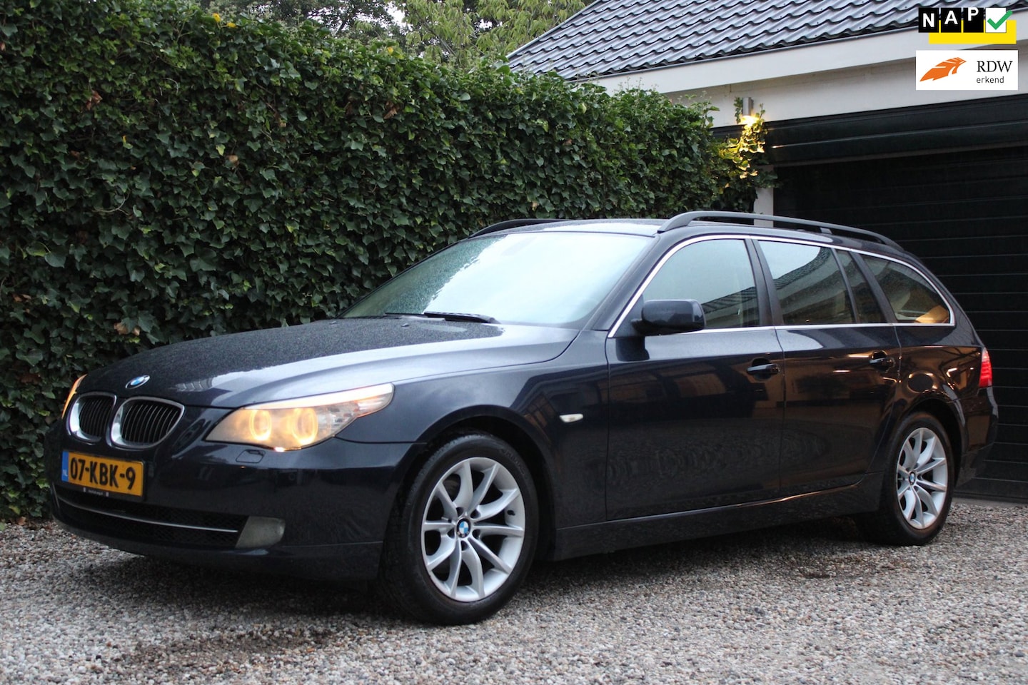 BMW 5-serie Touring - 525d Business Line Edition I | Automaat | Stoelverwarming | PDC V+A - AutoWereld.nl