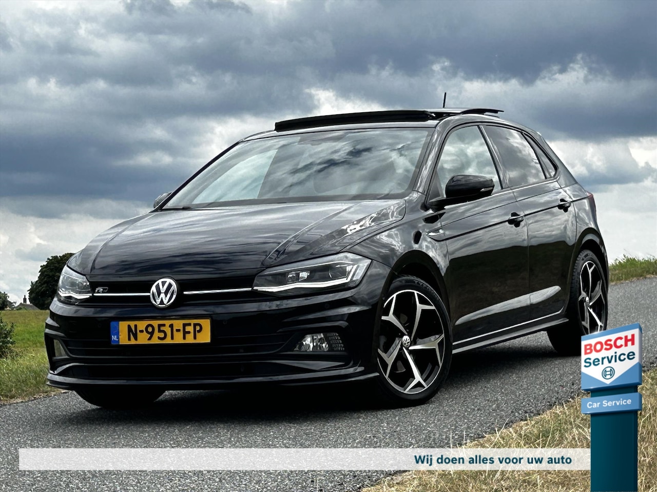 Volkswagen Polo - 1.6 / DSG / PANO / 3X R-LINE / CRUISE / LED / VIRTUAL COCKPIT / STOELVERWARMING / APPLE CA - AutoWereld.nl