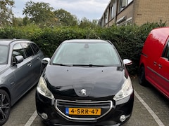 Peugeot 208 - 1.2 Vti Allure Puretech