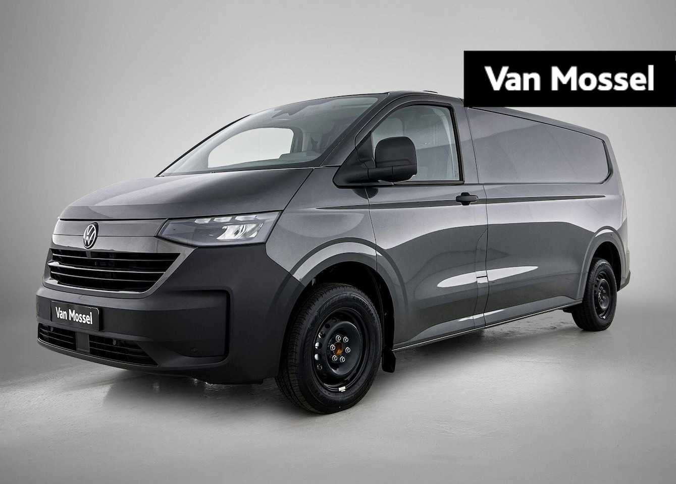 Volkswagen e-Transporter - L2H1 Life 64 kWh 136PK | Automaat | Achteruitrijcamera | Parkeernsensoren Voor + Achter | - AutoWereld.nl