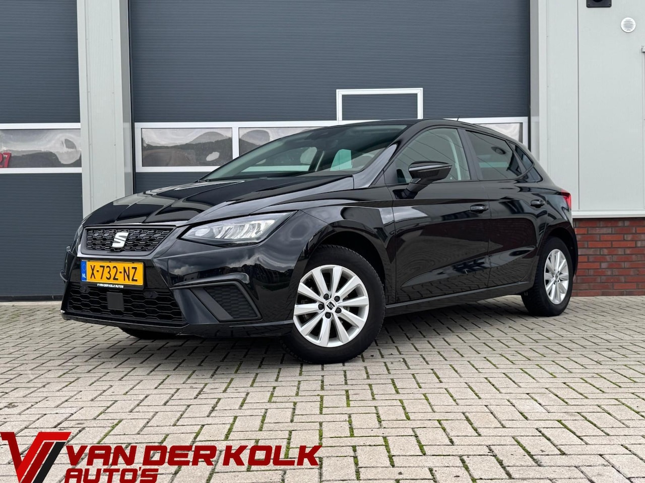 SEAT Ibiza - 1.0 EcoTSI Style Business Connect | Digital Cockpit | Camera | CarPlay | Navigatie | Clima - AutoWereld.nl
