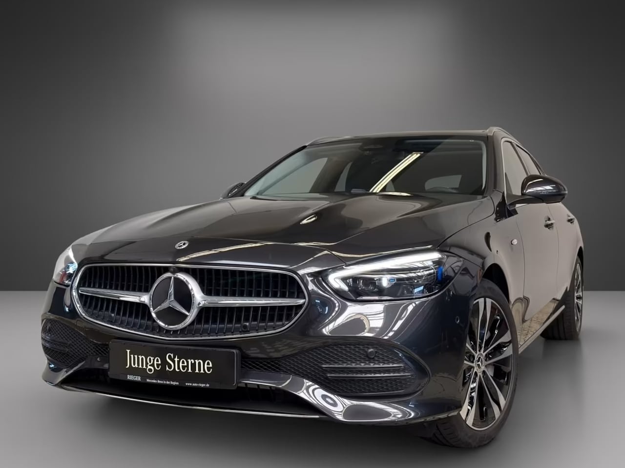 Mercedes-Benz C-klasse Estate - 300e T AVANTGARDE ** LED, PANO, DISTR, MEM, WINTER- & WINTER-PACK, 18-inch LMV ** Ex MB-AG - AutoWereld.nl