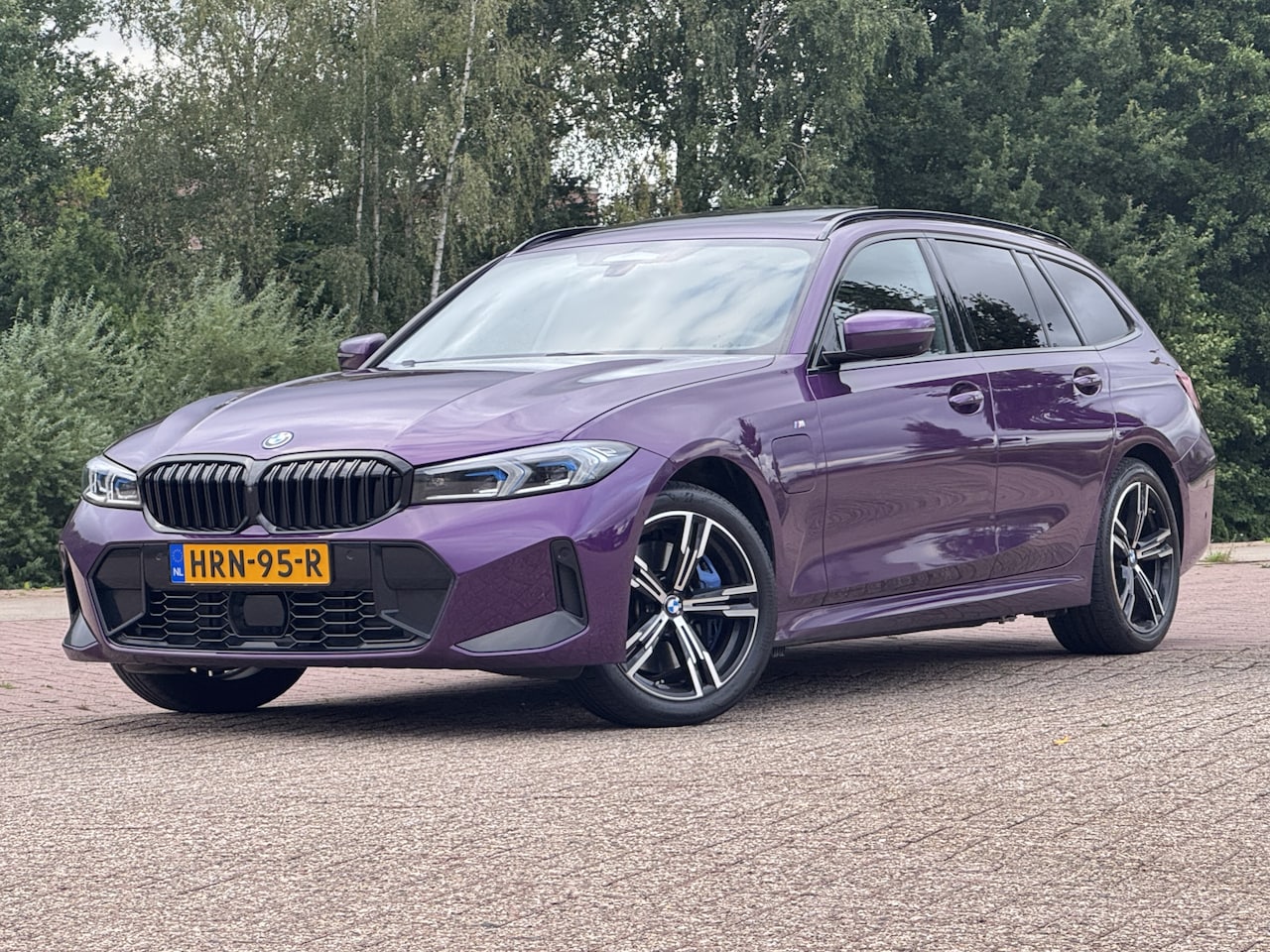 BMW 3-serie Touring - 330e xDrive | 2 jaar garantie + onderhoud | Full option | - AutoWereld.nl