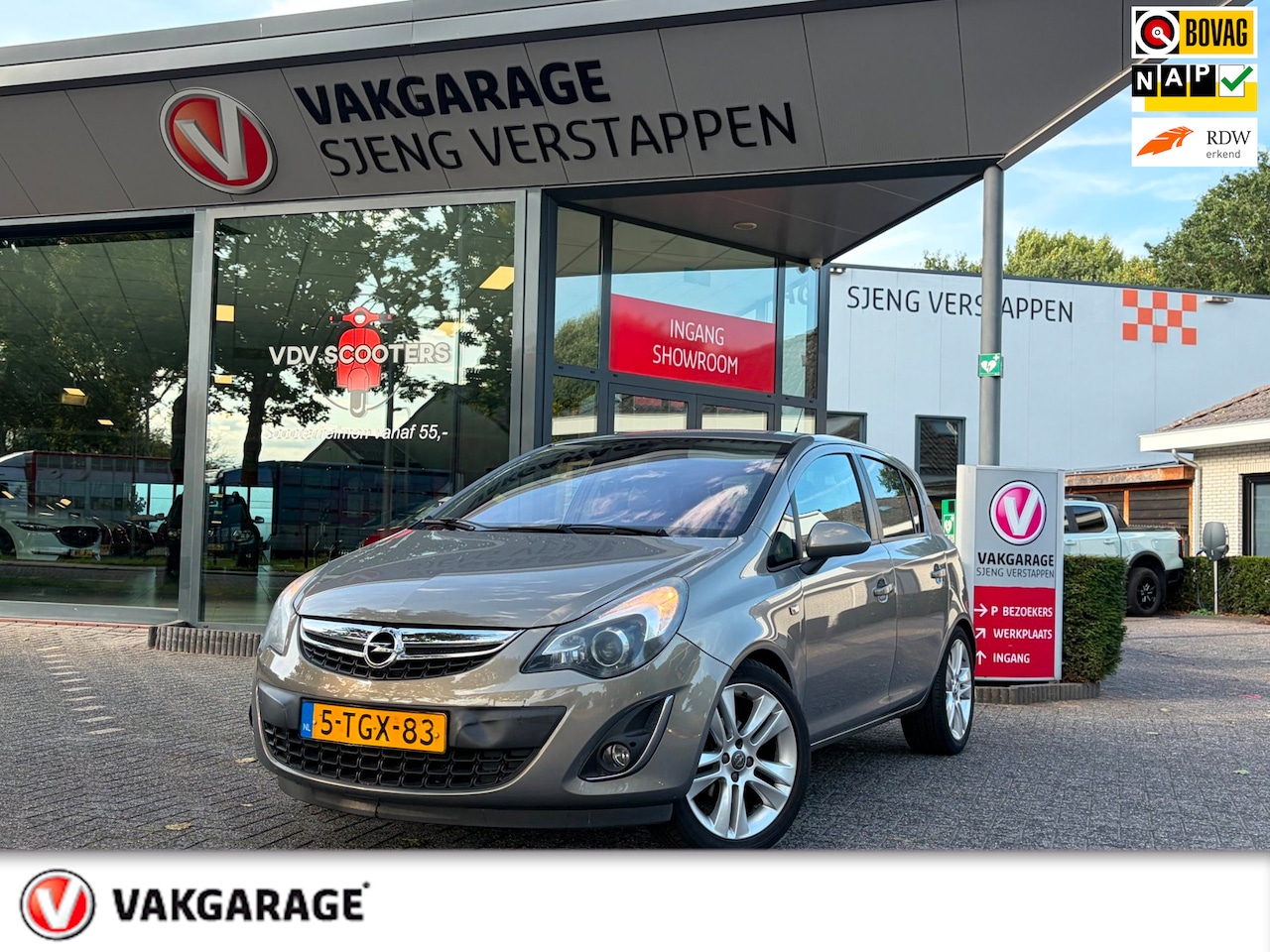 Opel Corsa - 1.4-16V Cosmo nw apk, rijklaar !! - AutoWereld.nl