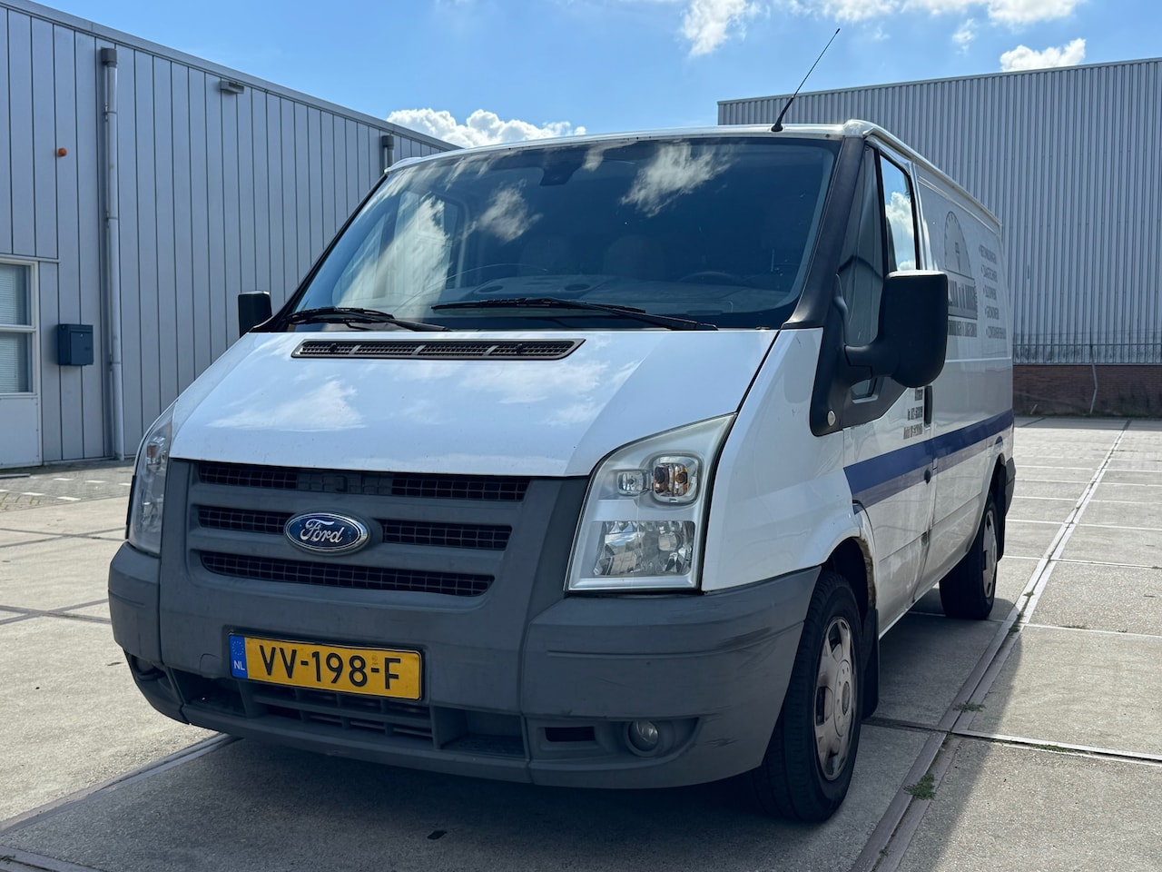 Ford Transit - 260S 2.2 TDCI Ambiente - AutoWereld.nl