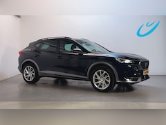 CUPRA Formentor - 1.5 TSI 150pk DSG Business Edition Sfeerverlichting Camera Trekhaak Stoelverwarming App-Co