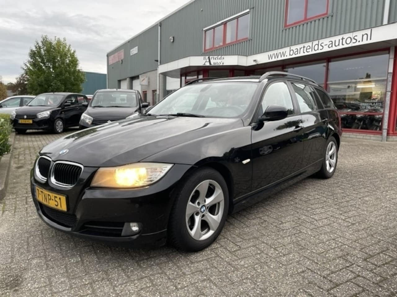 BMW 3-serie Touring - 318d Executive 318d Executive - AutoWereld.nl