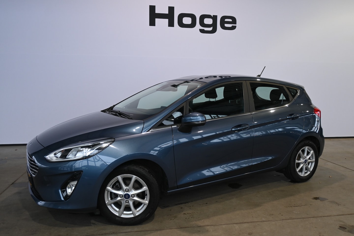 Ford Fiesta - 1.0 EcoBoost Titanium Automaat Clima Navigatie LED Carplay Rijklaarprijs Inruil Mogelijk! - AutoWereld.nl