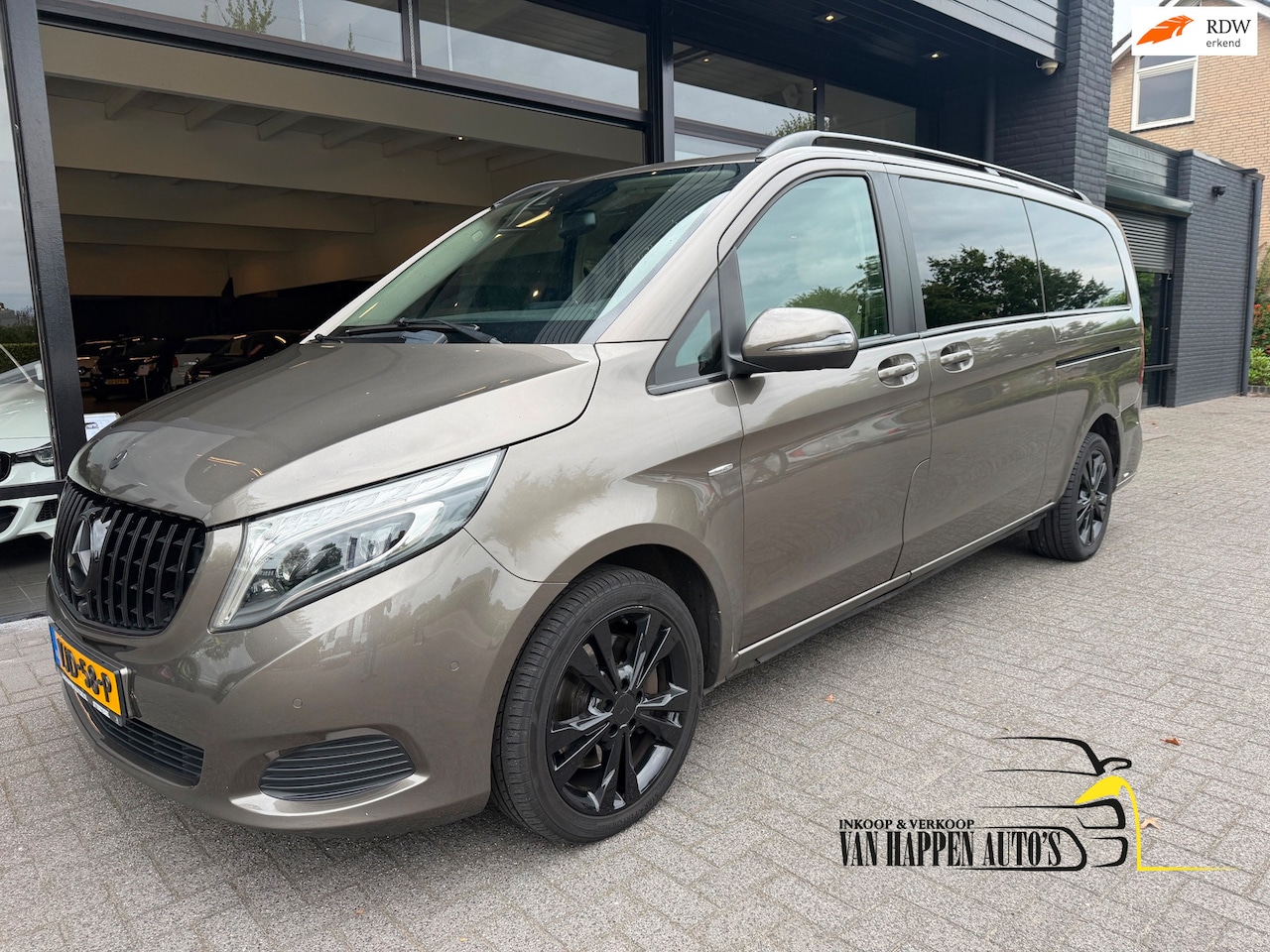 Mercedes-Benz V-klasse - 250d Extra Lang DC Edition / Avantgarde - AutoWereld.nl