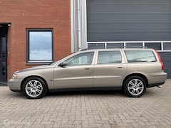 Volvo V70 - 2.4 - airco - leder - orig. NL - APK 8-2027