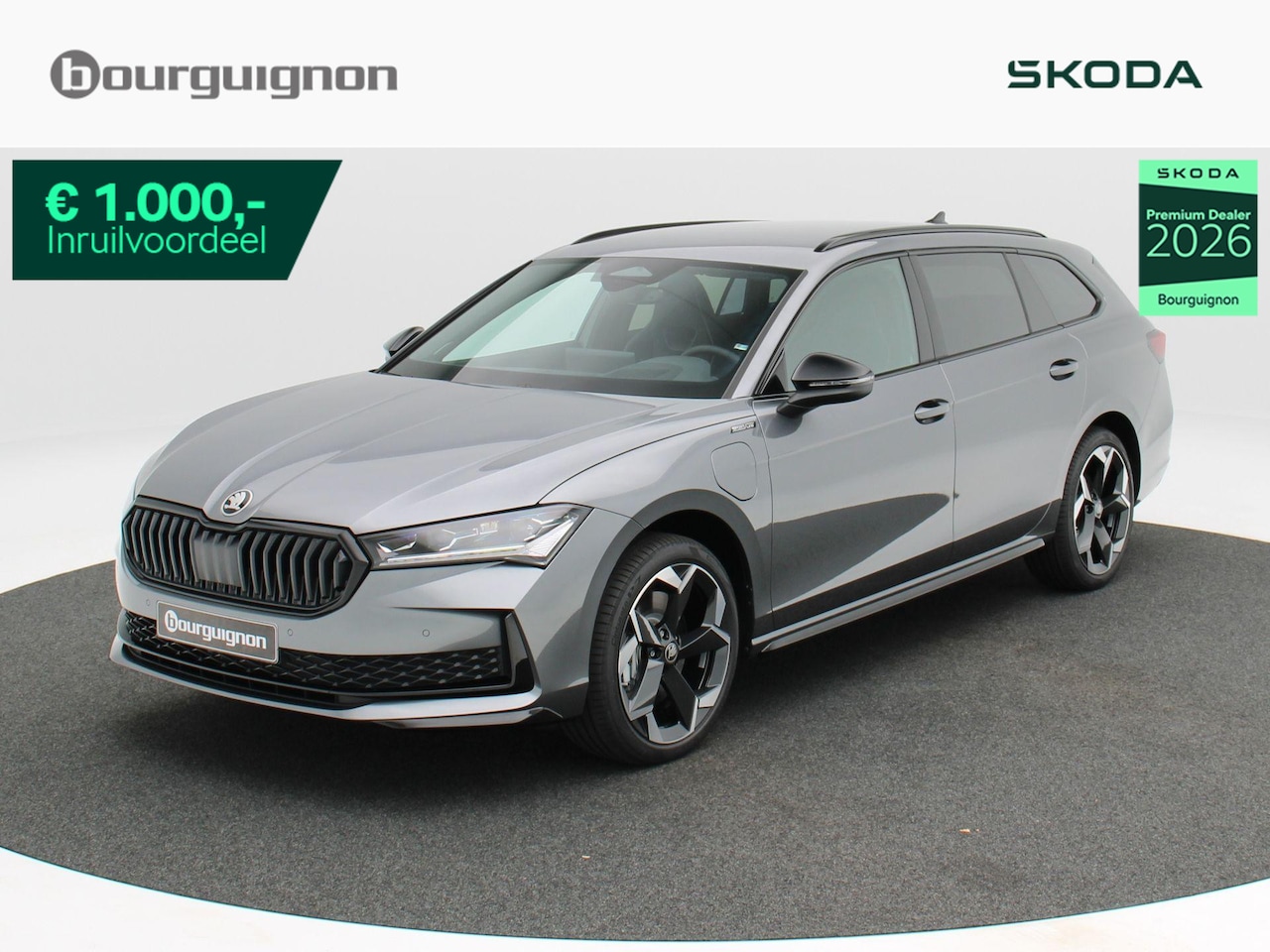 Skoda Superb Combi - Sportline Business 1.5 TSI PHEV 204 PK | Trekhaak | Head-up display | Canton audio | Adapt - AutoWereld.nl
