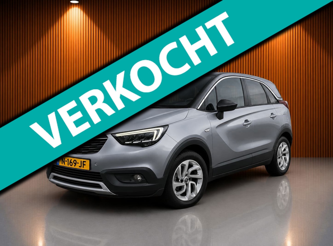 Opel Crossland X - 1.2 Turbo Innovation Automaat 18000KM!! - AutoWereld.nl