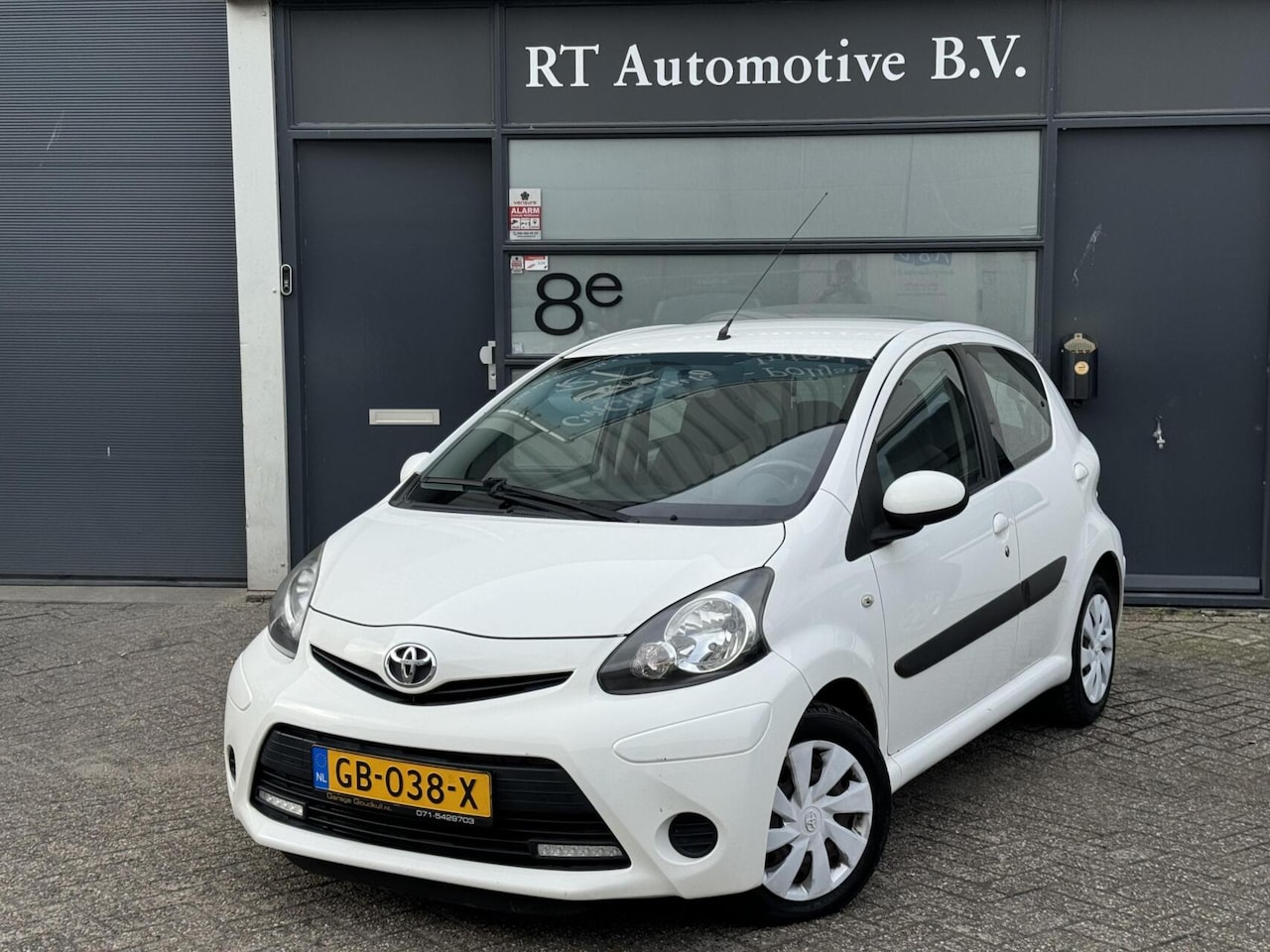 Toyota Aygo - 1.0 VVT-i Comfort Facelift / Airco 5drs - AutoWereld.nl