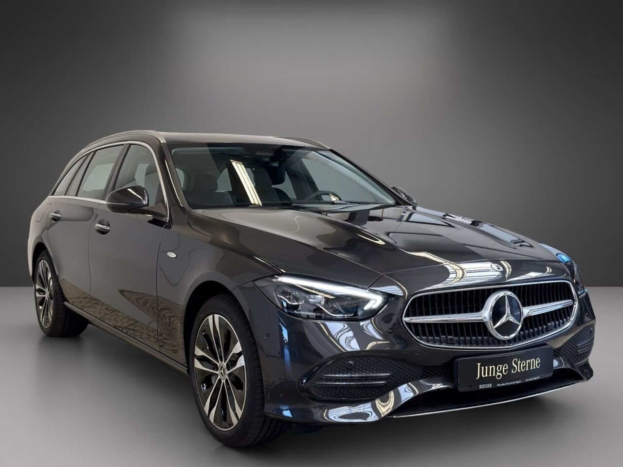 Mercedes-Benz C-klasse Estate - 300e T AVANTGARDE ** LED, TREKH, MEMORY, WINTER- & SPIEGEL-PACK, 18-inch LMV ** Ex MB-AG - - AutoWereld.nl