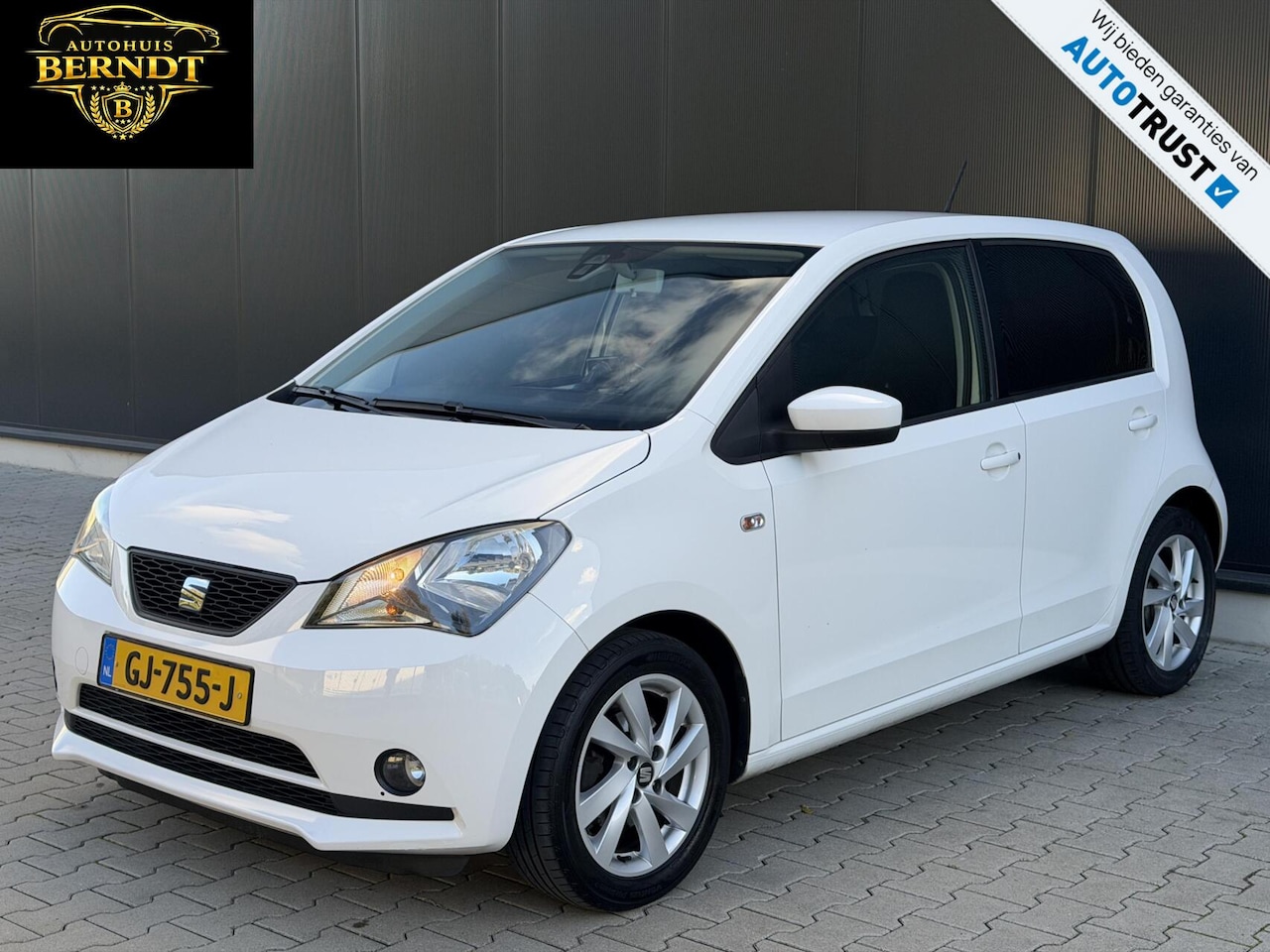 SEAT Mii - 1.0 Sport Dynamic Stoelverwarming PDC Cruise Navi - AutoWereld.nl