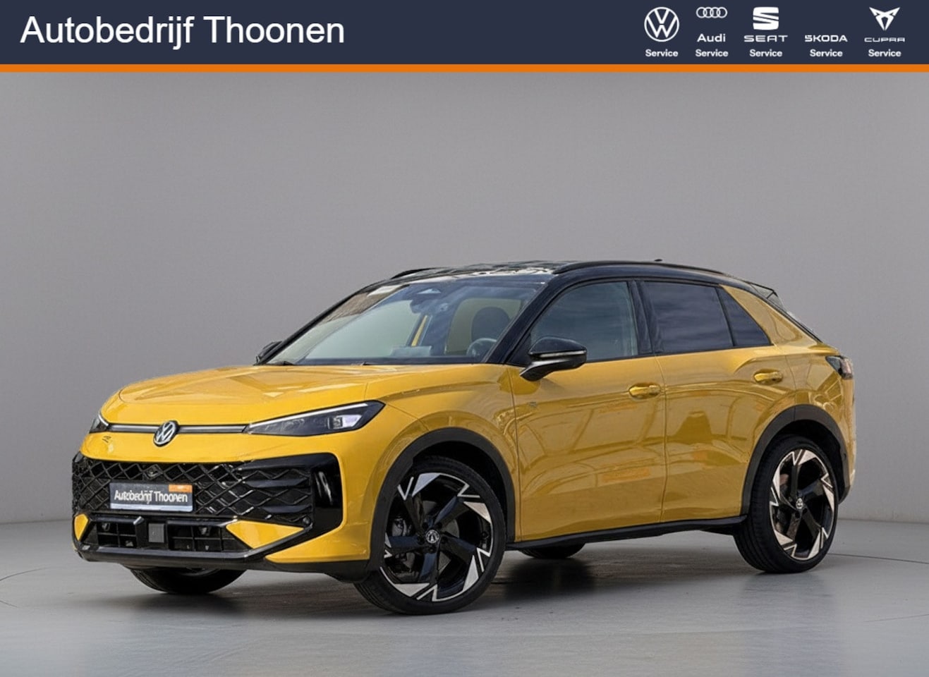 Volkswagen T-Roc - 1.5 eTsi R-Line First Edition | HUD | 360° camera | 20 " - AutoWereld.nl