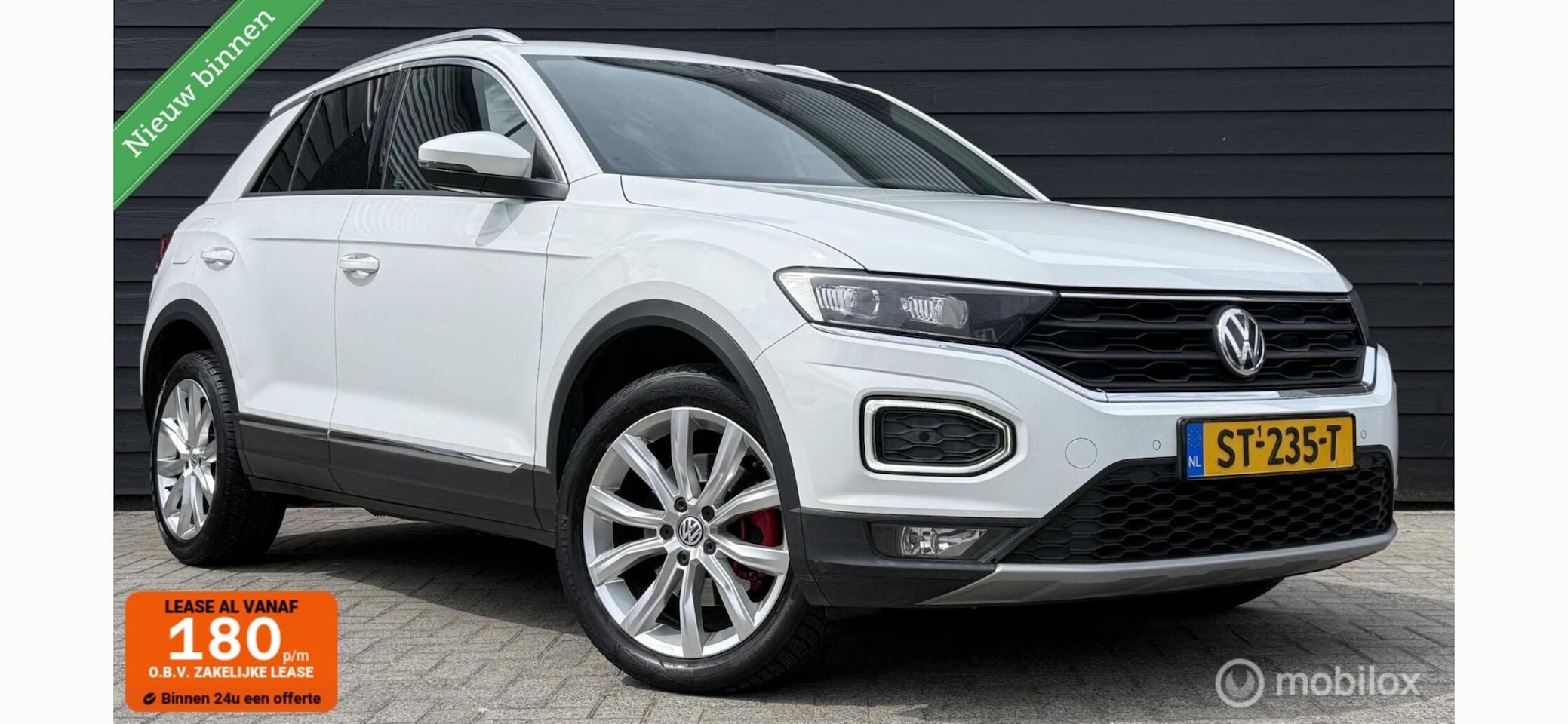 Volkswagen T-Roc - 1.5 TSI Sport 150 PK 6 BAK VIRTUAL LED NAVI PDC ECC - AutoWereld.nl