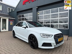 Audi A3 Limousine - 1.5 TFSI CoD Sport S Line Edition / Pano / Led / 3x S-Line / Dealer Onderhouden