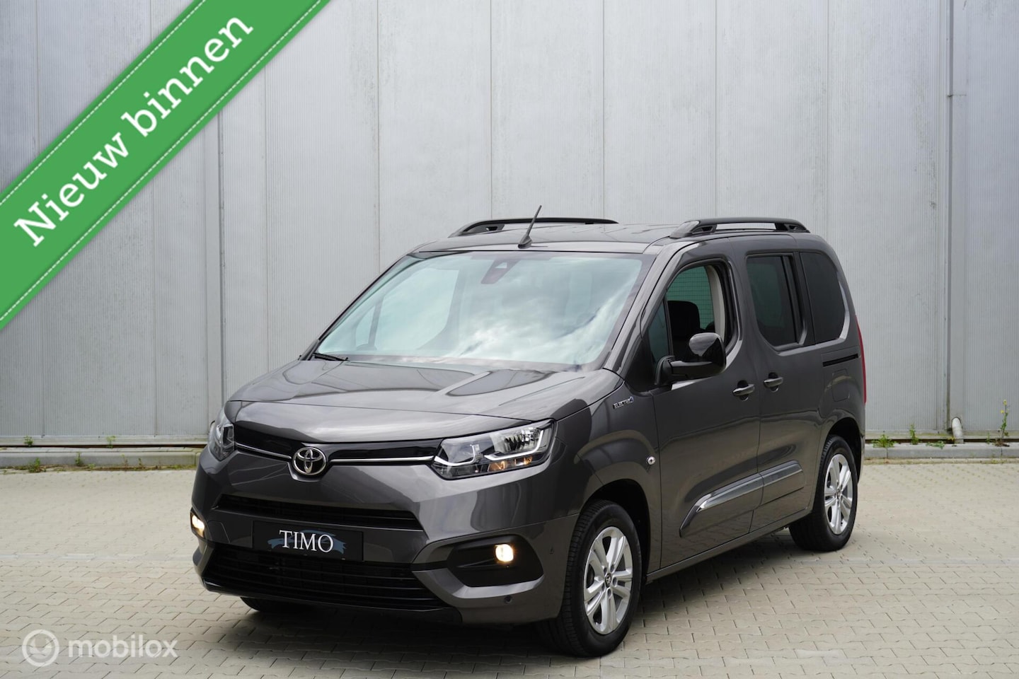 Toyota PROACE CITY Verso Electric - 5-Persoons Live 50 kWh - AutoWereld.nl